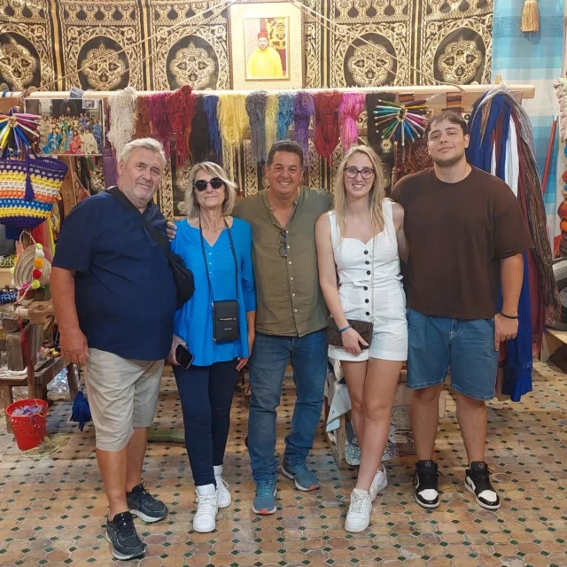 @marocco.tours 

Vogliamo ringraziare sinceramente @anna_s69 e la sua famiglia per aver scelto di vivere con noi questa meravigliosa esperienza in Marocco. È stato un vero piacere accompagnarvi alla scoperta di questa terra affascinante e ricca di cultura. 
Grazie di tutto e buon proseguimento. 

#marocco #tourdamarrakech #viaggi #viagginmarocco #viaggiprivati #marrakech #trip #fes #avventura #tourinmarocco #travel